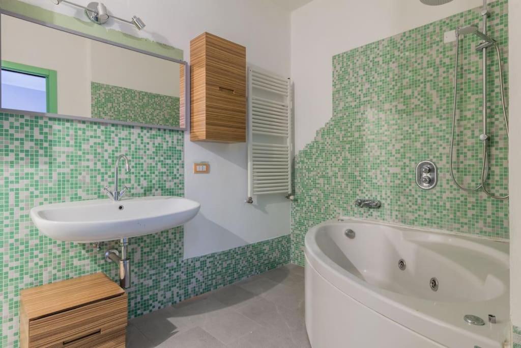 San Bartolomeo Loft Guest House Пиаченца Екстериор снимка